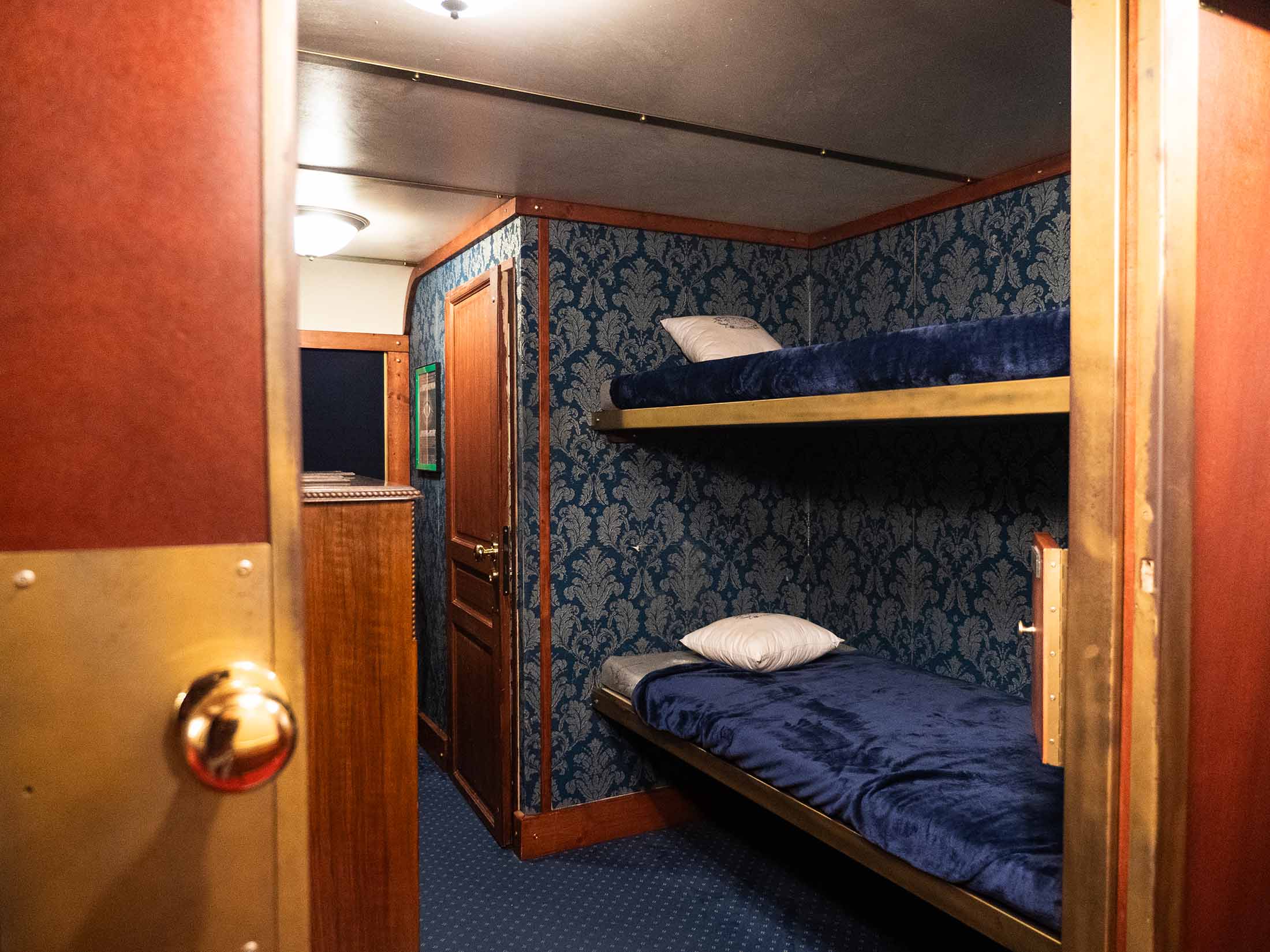 Salle escape game Le Royal Express - Escape Yourself Rennes lits superposés